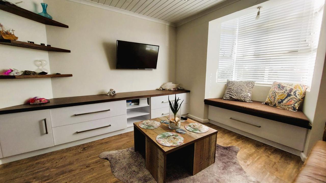Nautilus 2 Bedroom Self-Catering Apartment Swakopmund Exteriör bild