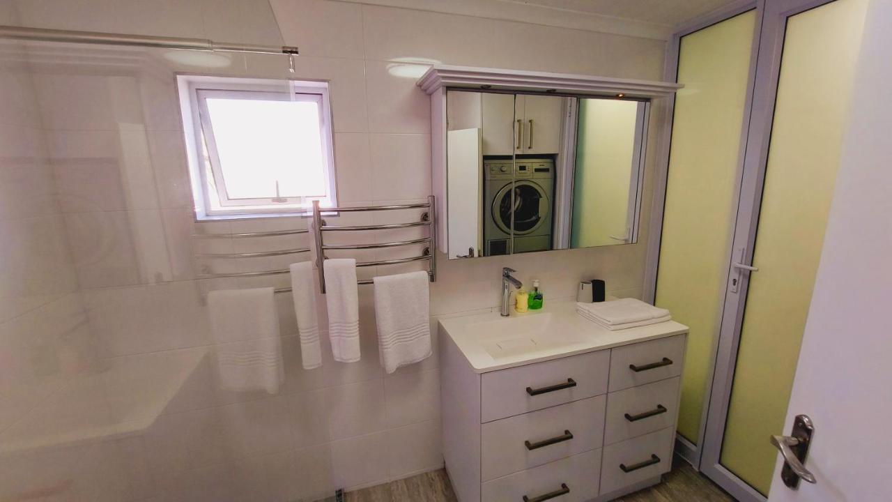 Nautilus 2 Bedroom Self-Catering Apartment Swakopmund Exteriör bild