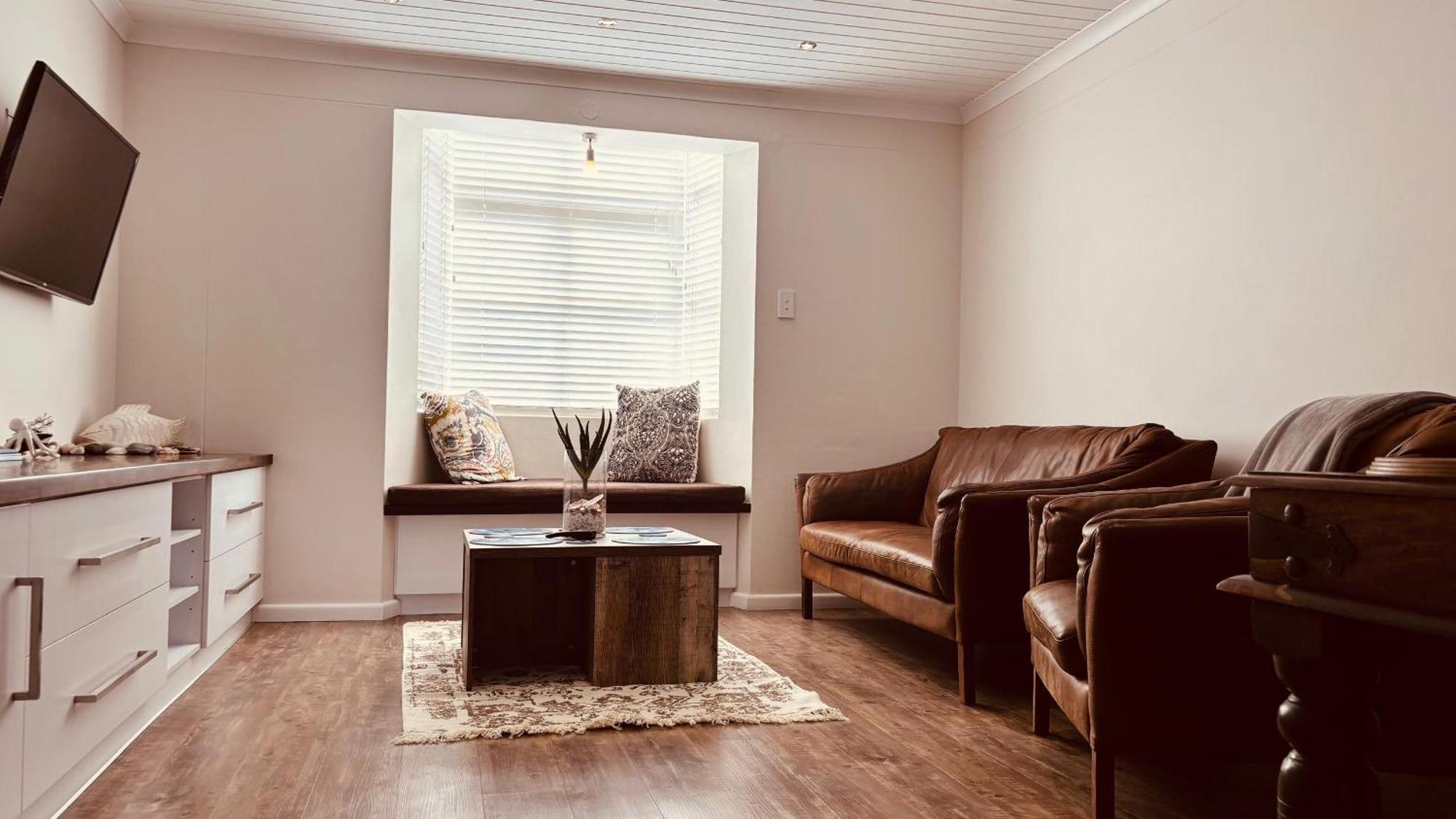 Nautilus 2 Bedroom Self-Catering Apartment Swakopmund Exteriör bild