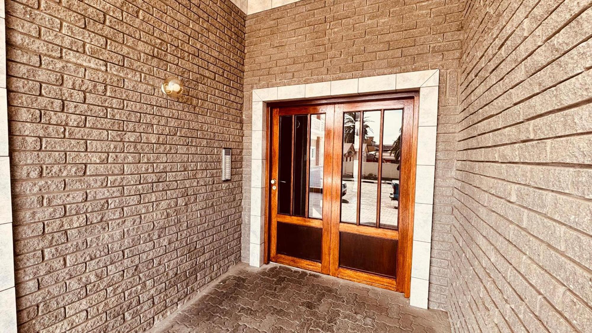 Nautilus 2 Bedroom Self-Catering Apartment Swakopmund Exteriör bild